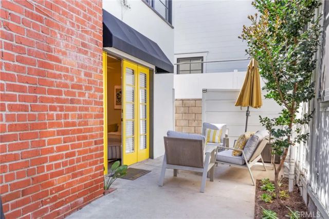118 Emerald, Newport Beach, CA 92662