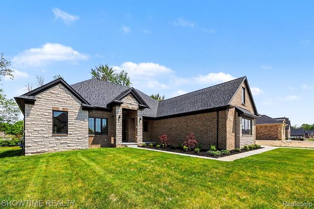 11695 Encore Drive, Utica, MI 48315