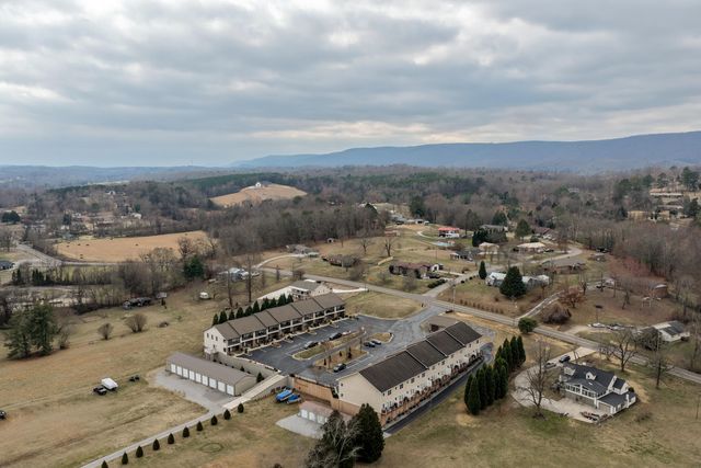 1235 New Lake Road Unit 4, Spring City, TN 37381