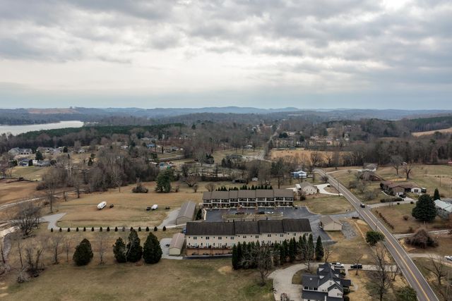 1235 New Lake Road Unit 4, Spring City, TN 37381