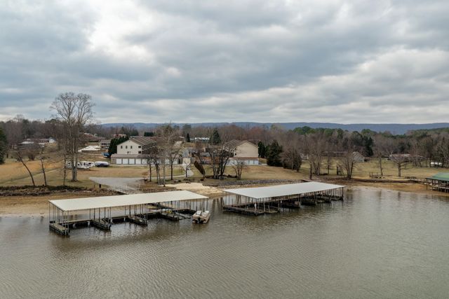 1235 New Lake Road Unit 4, Spring City, TN 37381