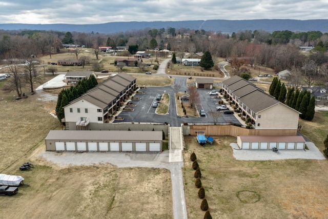 1235 New Lake Road Unit 4, Spring City, TN 37381