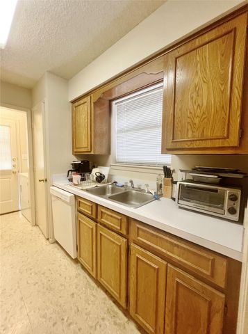 1110 S Rusk Street A, Weatherford, TX 76086