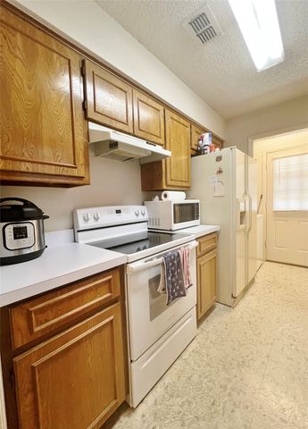 1110 S Rusk Street A, Weatherford, TX 76086