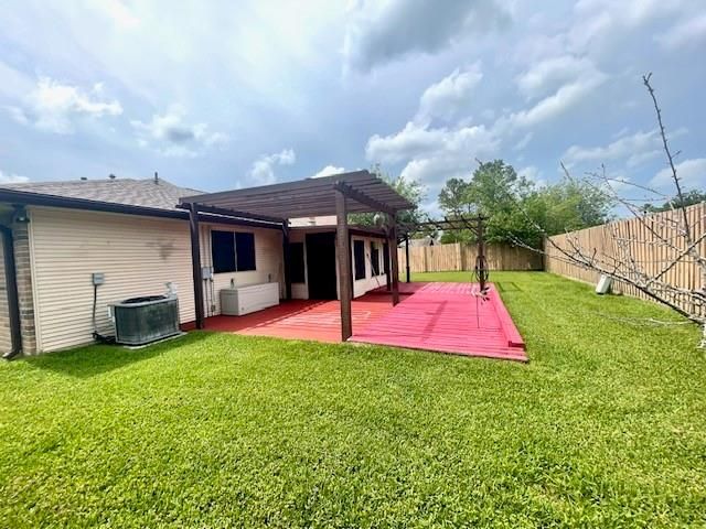 104 Trail Ride Road, Angleton, TX 77515