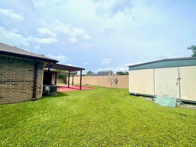 104 Trail Ride Road, Angleton, TX 77515