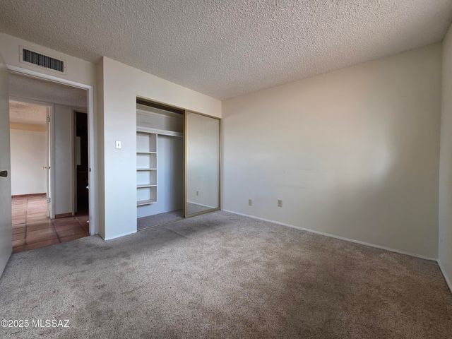 8438 E 5th Street, Tucson, AZ 85710