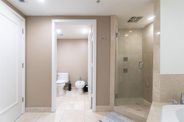 9400 W Bay Harbor 503, Bay Harbor Islands, FL 33154