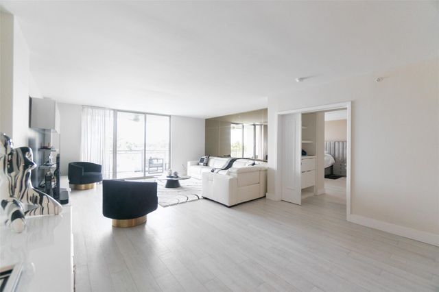 9400 W Bay Harbor 503, Bay Harbor Islands, FL 33154