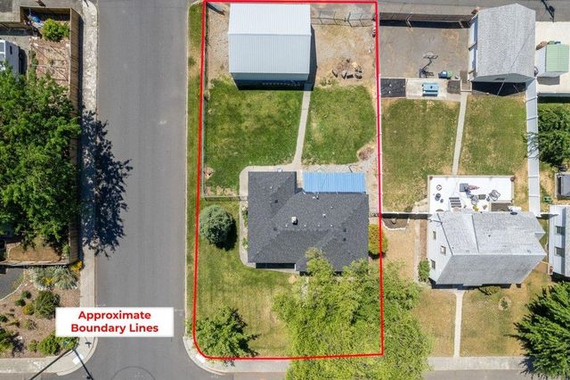 2803 W SANSON Ave, Spokane, WA 99205