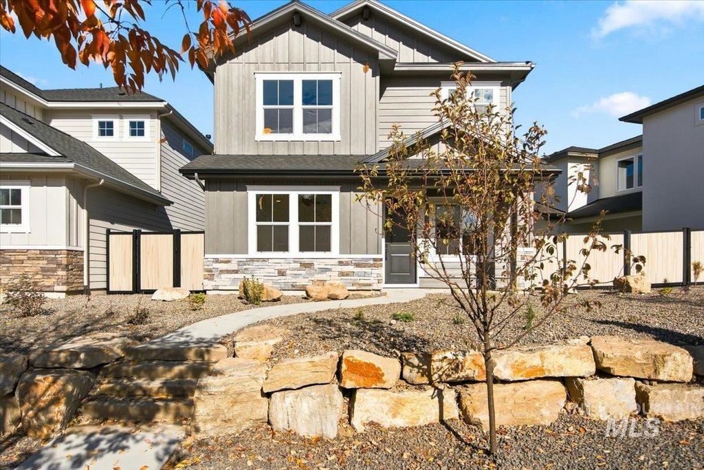 5818 W Avimor Dr, Eagle, ID 83629 photo 2