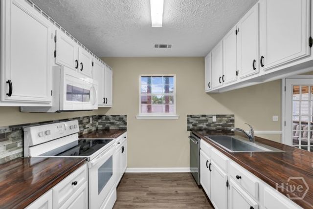 110 Rose Drive, Springfield, GA 31329