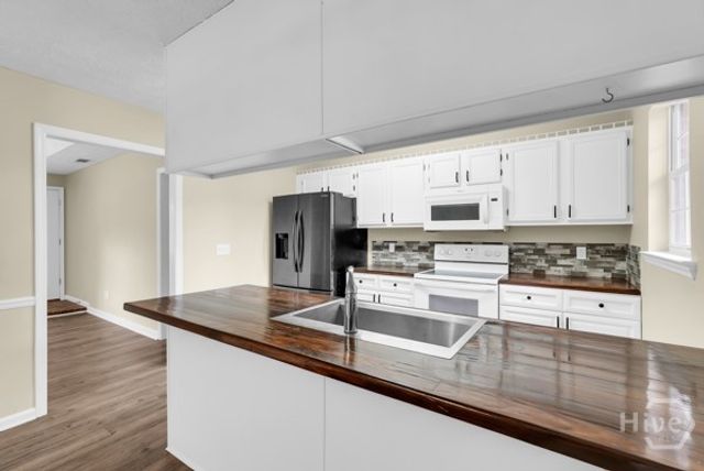 110 Rose Drive, Springfield, GA 31329