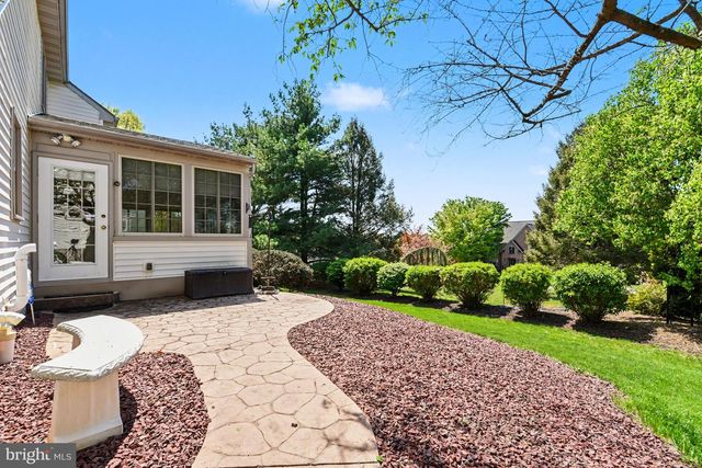 1103 WANSFORD RD, Mechanicsburg, PA 17050