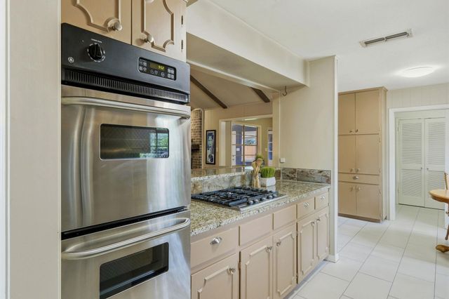 7612 Shoal Creek BLVD, Austin, TX 78757