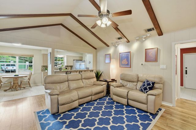 7612 Shoal Creek BLVD, Austin, TX 78757