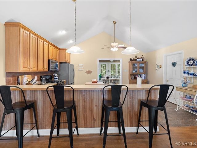 1875 Capeway Rd, Powhatan, VA 23139