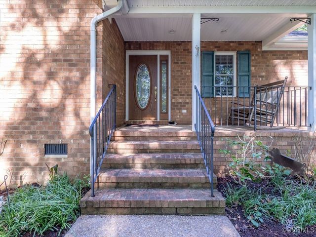 1875 Capeway Rd, Powhatan, VA 23139