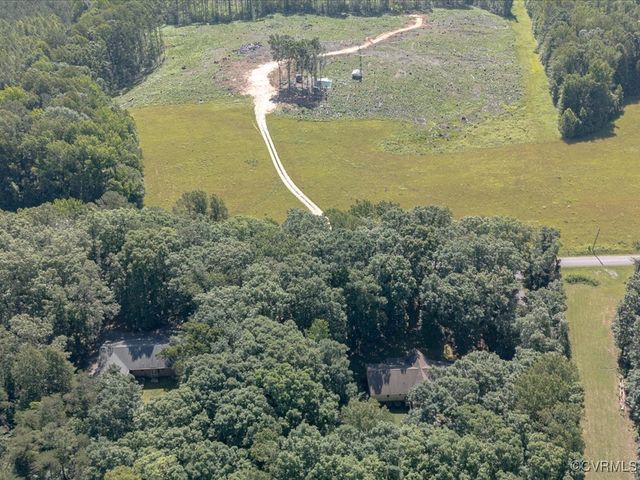 1875 Capeway Rd, Powhatan, VA 23139