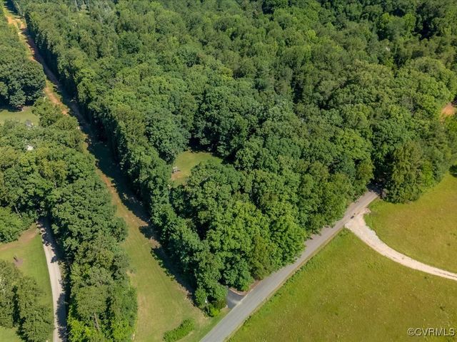 1875 Capeway Rd, Powhatan, VA 23139