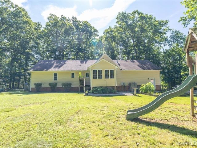 1875 Capeway Rd, Powhatan, VA 23139