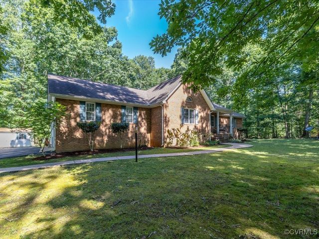 1875 Capeway Rd, Powhatan, VA 23139