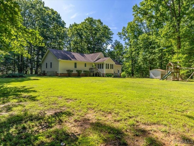 1875 Capeway Rd, Powhatan, VA 23139