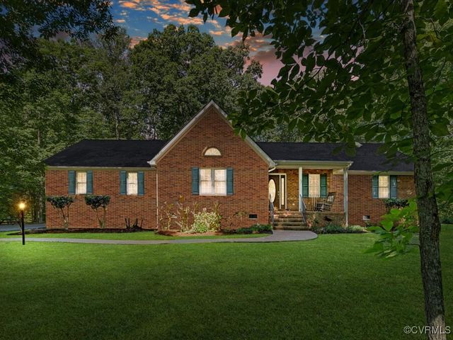 1875 Capeway Rd, Powhatan, VA 23139