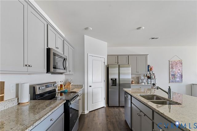 11065 Chappell Creek Cir, Prince George, VA 23860