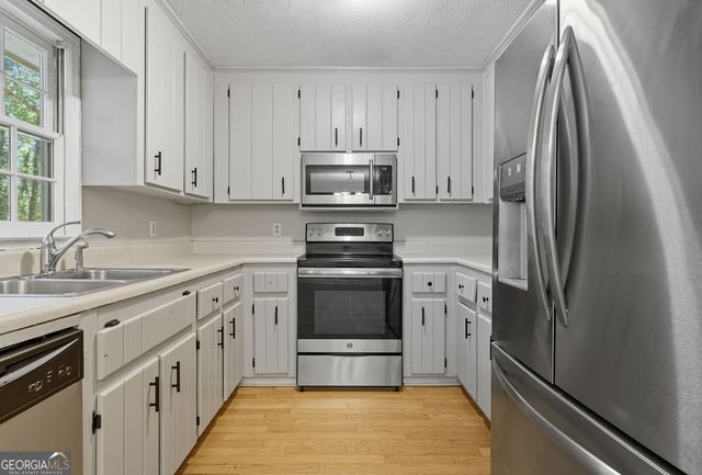 103 Wood Wind Station, Woodstock, GA 30189