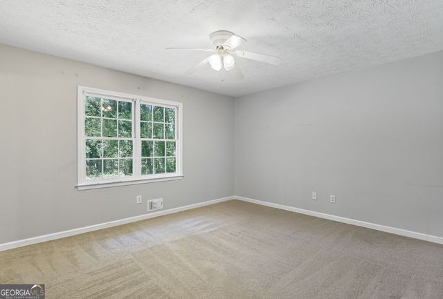 103 Wood Wind Station, Woodstock, GA 30189