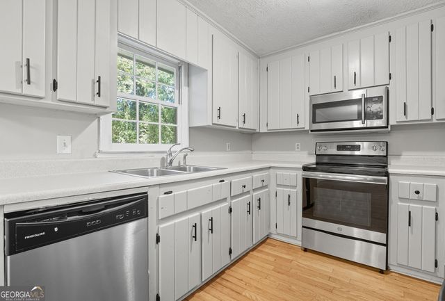 103 Wood Wind Station, Woodstock, GA 30189