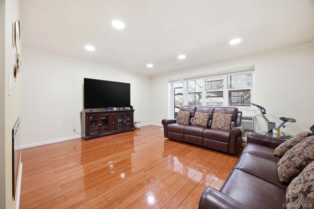 88-12 151 Avenue 1G, Howard Beach, NY 11414