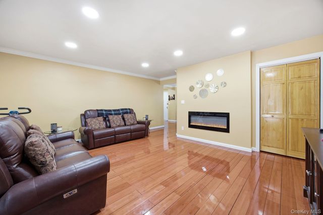 88-12 151 Avenue 1G, Howard Beach, NY 11414