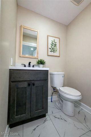 7911 1st Street, Masury, OH 44438