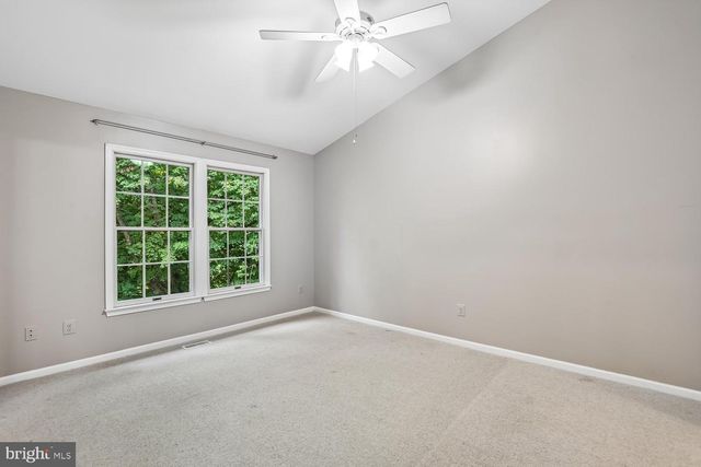 6516 CASTINE LN, Springfield, VA 22150