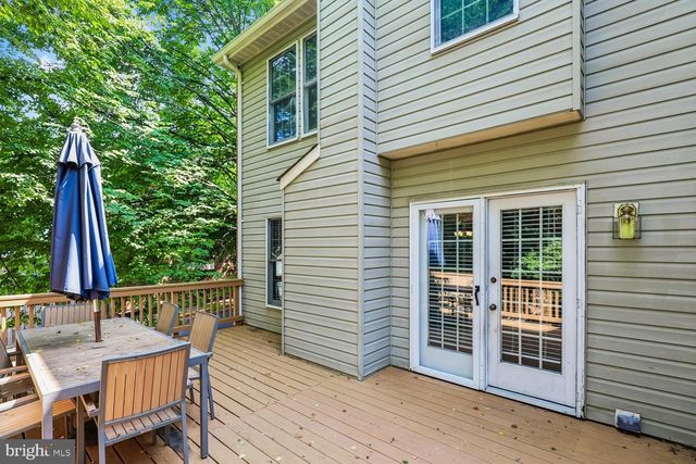 6516 CASTINE LN, Springfield, VA 22150