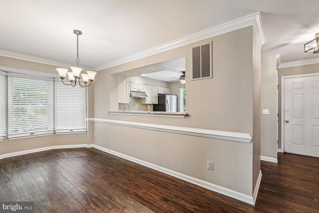6516 CASTINE LN, Springfield, VA 22150