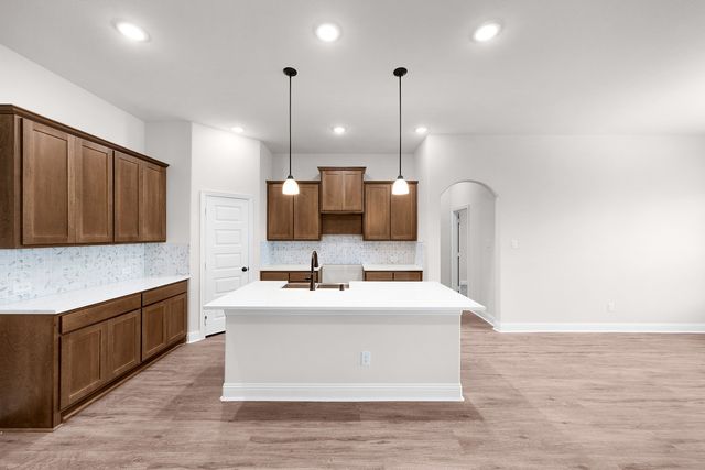 423 Maltese Drive, Red Oak, TX 75154