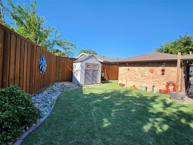 1023 Ridgefield Drive, Plano, TX 75075