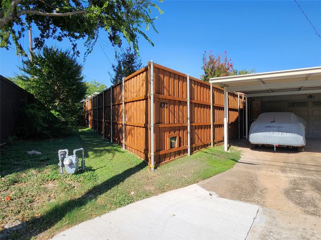 1023 Ridgefield Drive, Plano, TX 75075