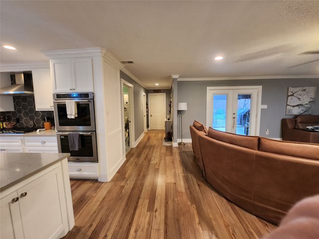 1023 Ridgefield Drive, Plano, TX 75075