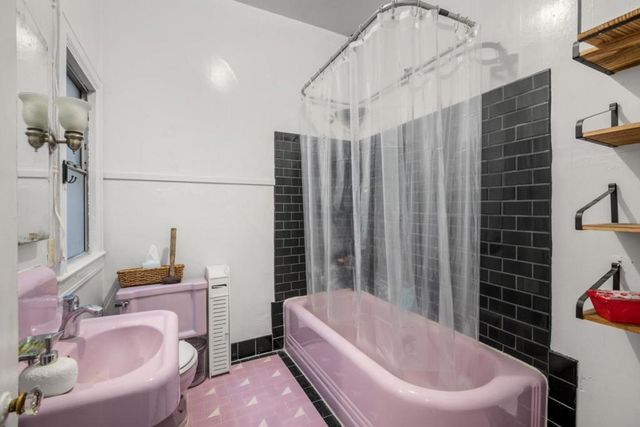 28742882 Telegraph Avenue, Oakland, CA 94609