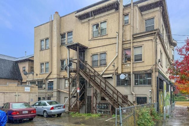 28742882 Telegraph Avenue, Oakland, CA 94609