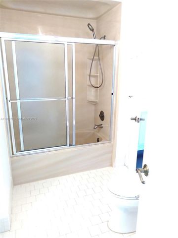 1532 Gabriel Street, Hollywood, FL 33020