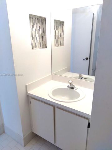 1532 Gabriel Street, Hollywood, FL 33020