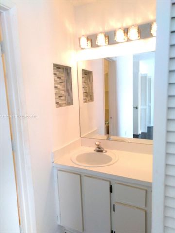1532 Gabriel Street, Hollywood, FL 33020