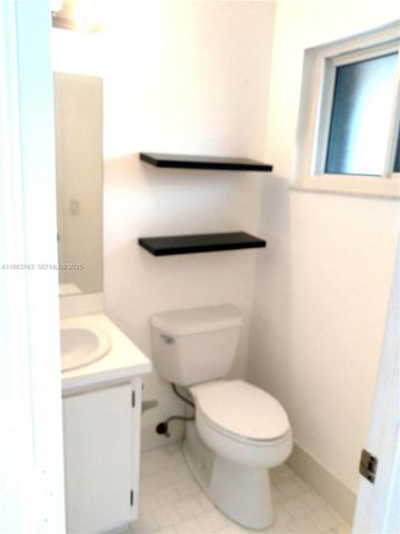 1532 Gabriel Street, Hollywood, FL 33020