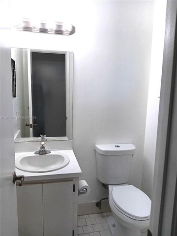 1532 Gabriel Street, Hollywood, FL 33020
