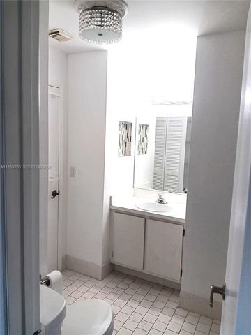 1532 Gabriel Street, Hollywood, FL 33020